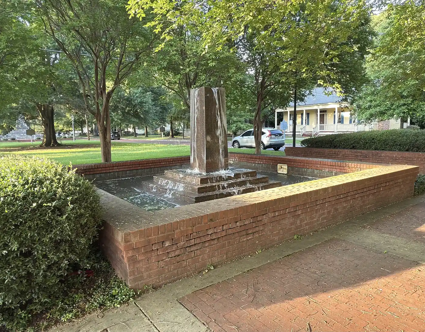 A fountain on Broadway in the Columbus Historic District.